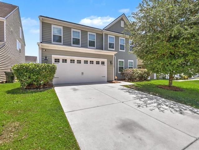 House for sale in Moncks Corner, South Carolina