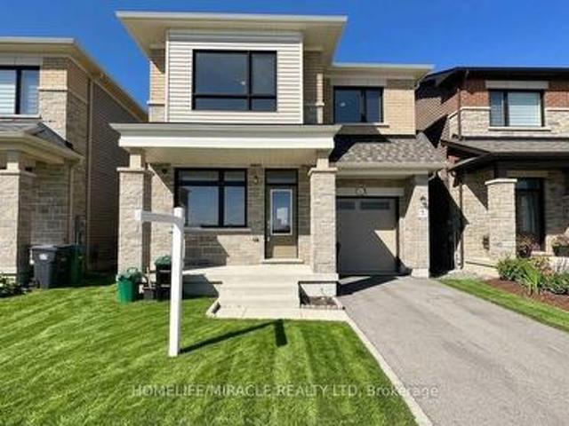 House for sale in Barrie, Ontario