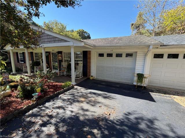 House for sale in Mount Airy, Surry County