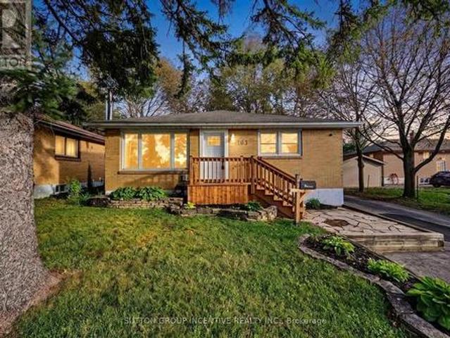 House for sale in Barrie, Central Ontario