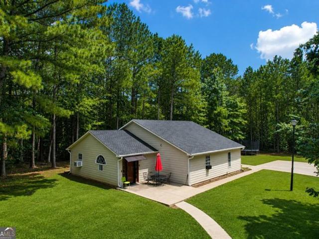 House for sale in Haralson, Georgia
