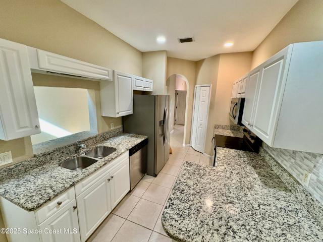 Townhouse for sale in Cape Canaveral, Florida