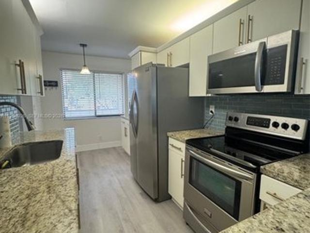 Condo for sale in Weston, Florida