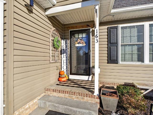 House for sale in Broadway, Rockingham County