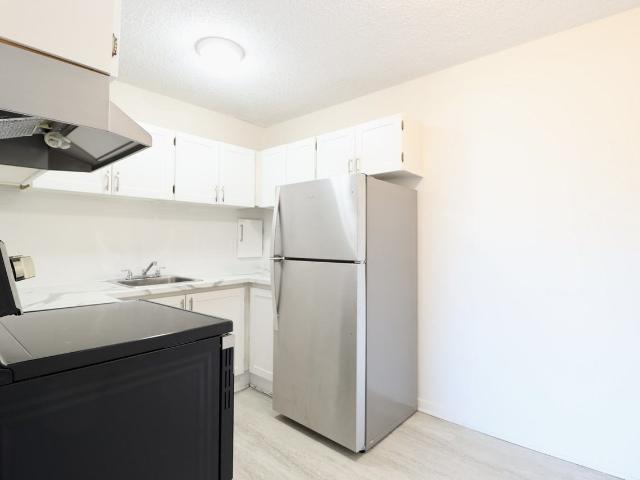 Apartment for rent in Mulhurst Bay, Ontario