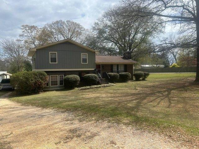 House for sale in Maplesville, Alabama