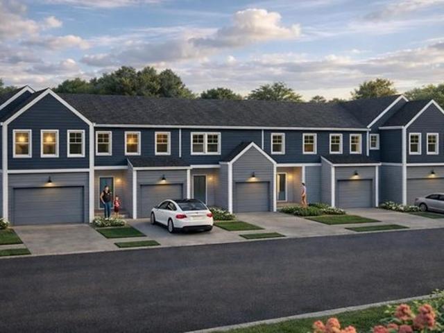 Townhouse for rent in Richmond Hill, Georgia