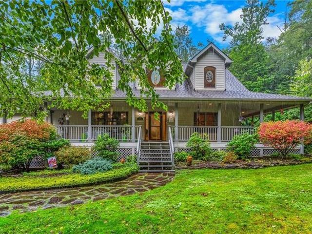 House for sale in Linville, Avery County