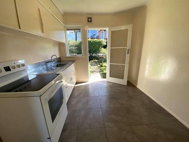 Apartment for rent in Mount Albert, Albert-Eden
