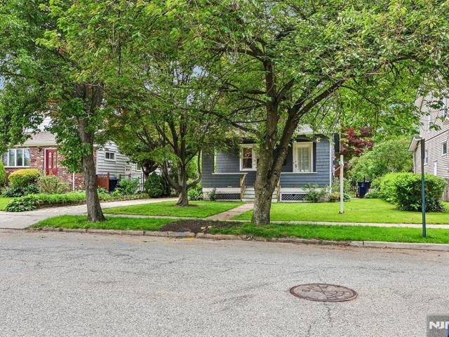 House for sale in Hackensack, New Jersey