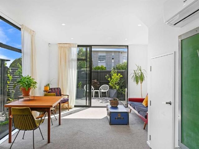Townhouse for rent in Addington, Spreydon-Cashmere Community