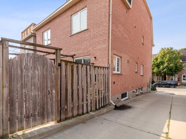 Apartment for rent in Woburn, Ontario