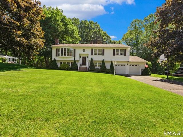 House for sale in North Haven, Connecticut