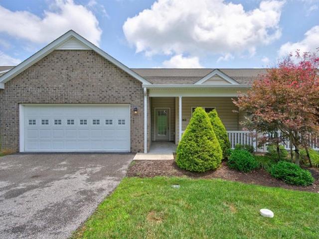 Townhouse for sale in Virginia
