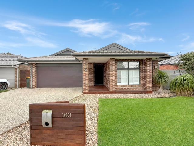 House for rent in Warralily Promenade, Geelong