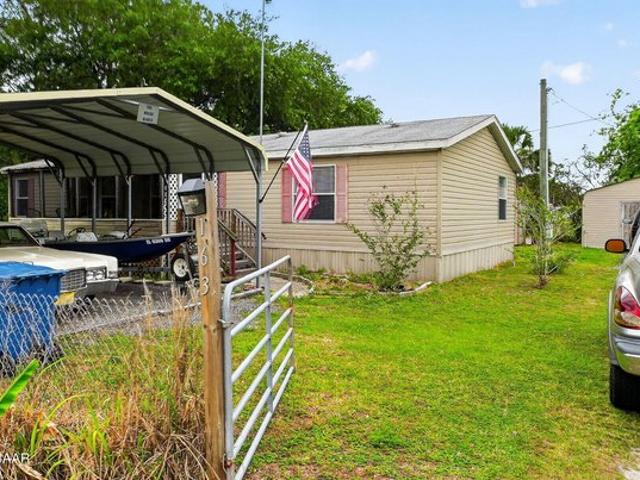 House for sale in Oak Hill, Florida