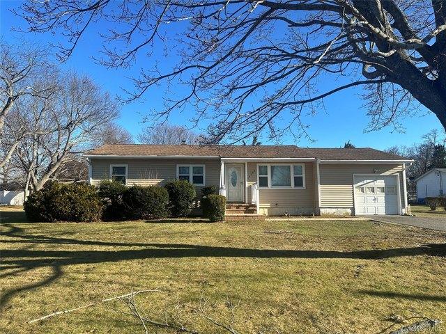 House for sale in Argyle, New York