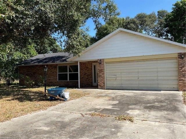 House for sale in Lake Placid, Florida