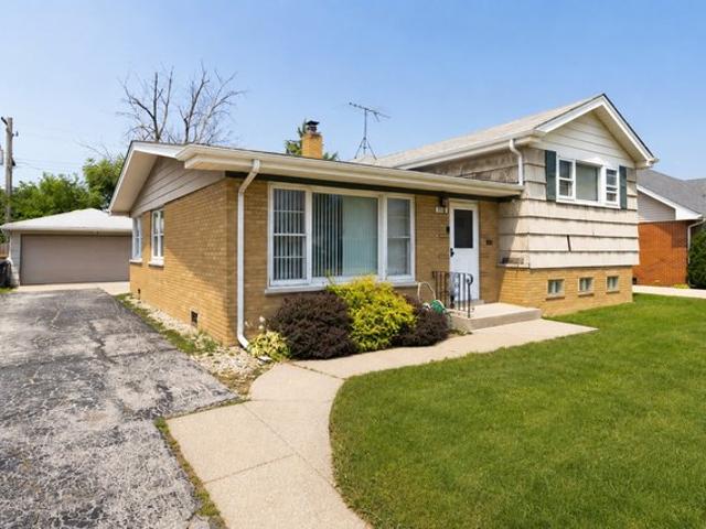 House for sale in South Holland, Illinois