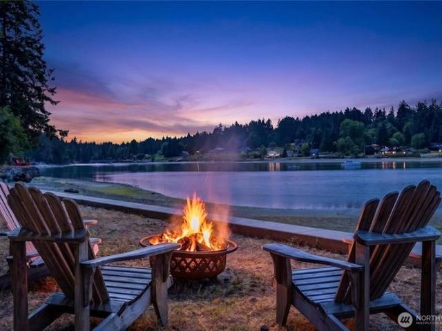 House for sale in Lakebay, Washington