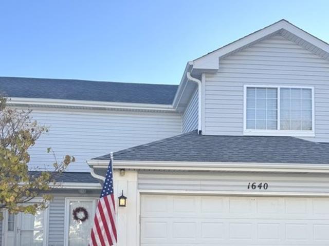 House for sale in North Aurora, Illinois