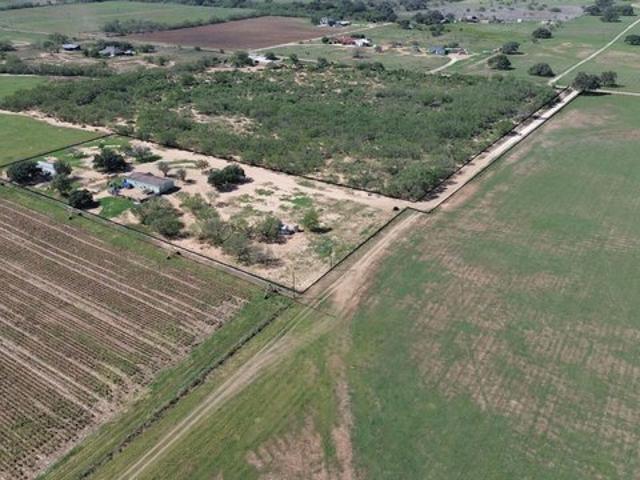 House for sale in Poteet, Atascosa County
