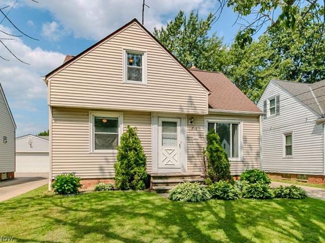 House for sale in Wickliffe, Ohio