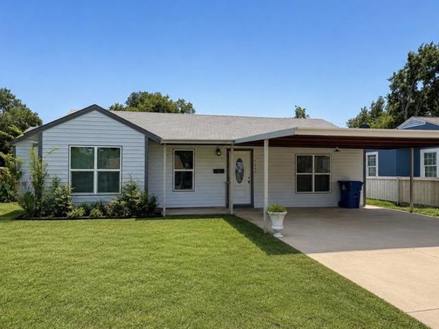 House for sale in Blue Mound, Tarrant County