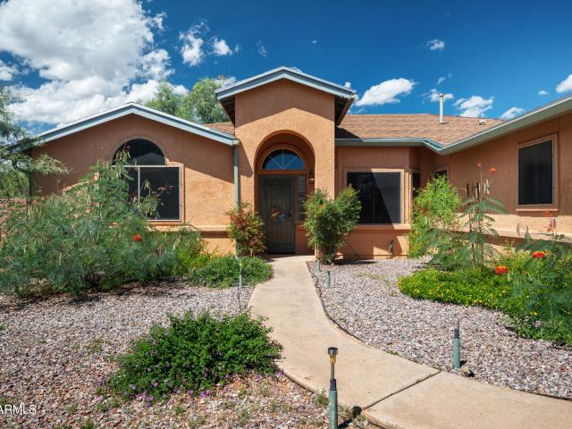 House for sale in Cochise, Arizona