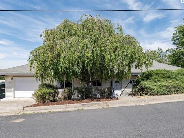 House for sale in Whitman, Washington