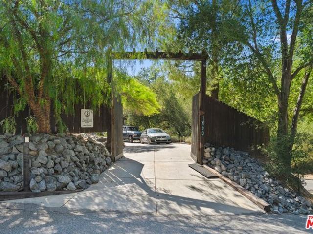 House for sale in Topanga, California