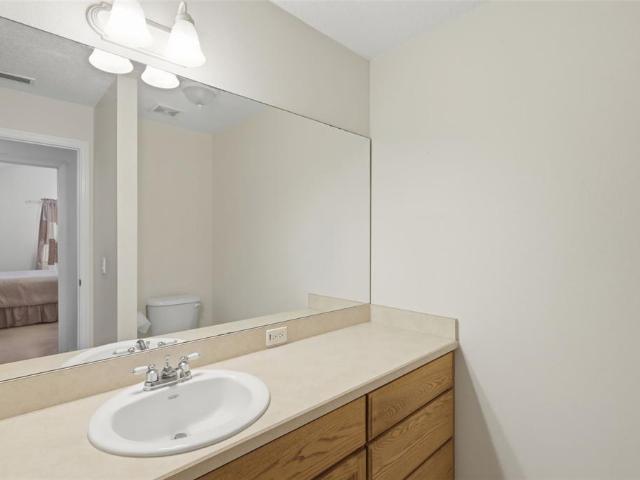 House for sale in De Leon Springs, Florida