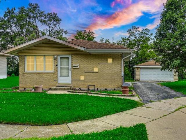 House for sale in Oak Forest, Illinois