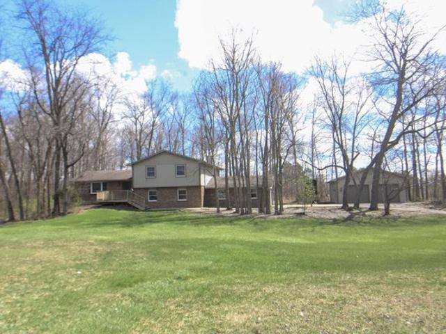House for sale in Leo, Indiana