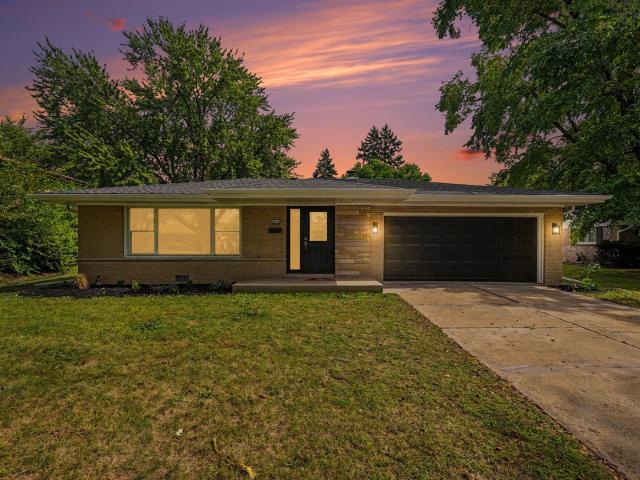 House for sale in South Holland, Illinois