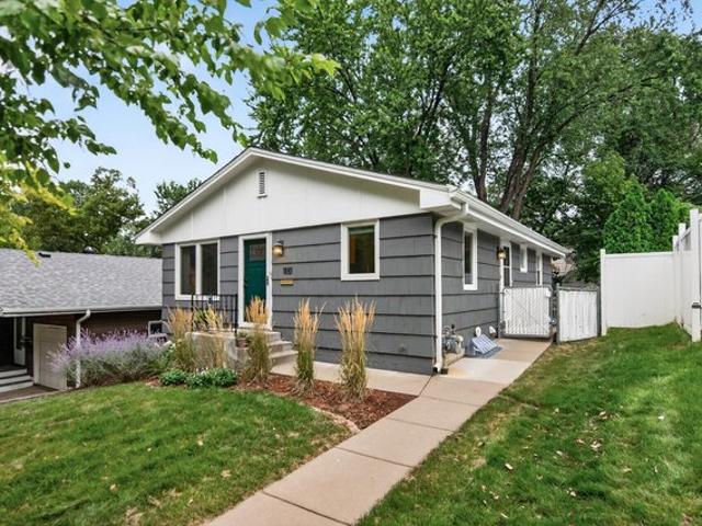 House for sale in Hennepin, Minnesota