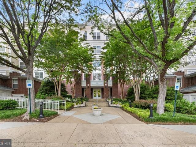Condo for sale in Virginia