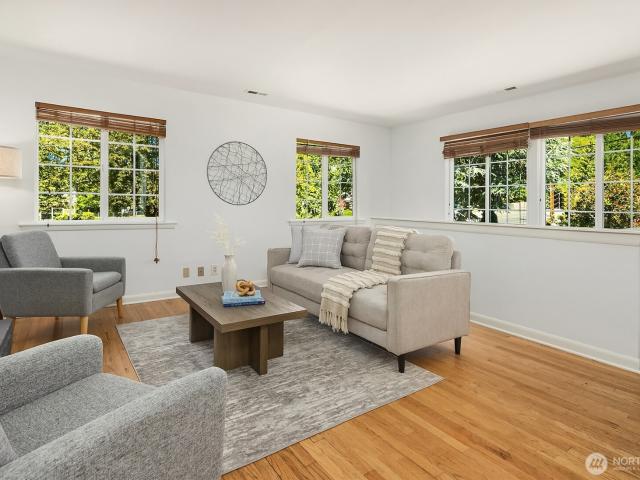 House for sale in Lynnwood, Washington