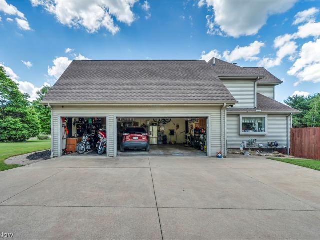 House for sale in Parkman, Ohio