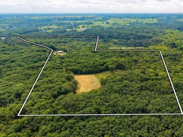 Farm for sale in Unionville, Putnam County