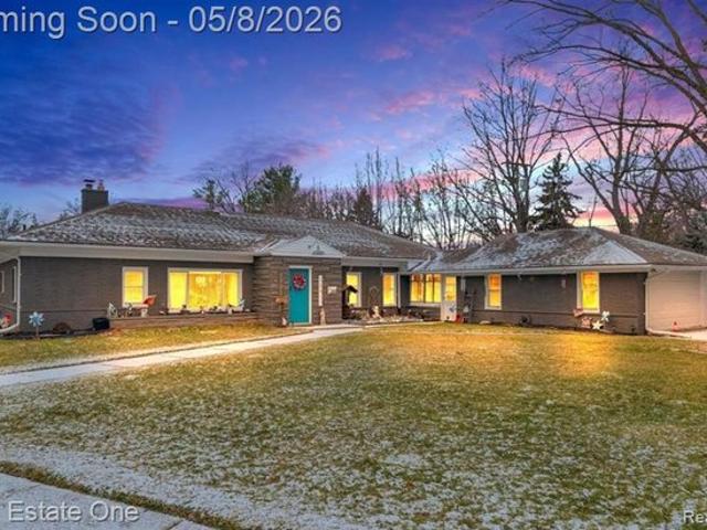 House for sale in Fraser, Macomb County
