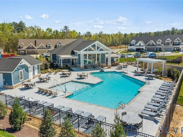 Townhouse for sale in Chesterfield, Chesterfield County