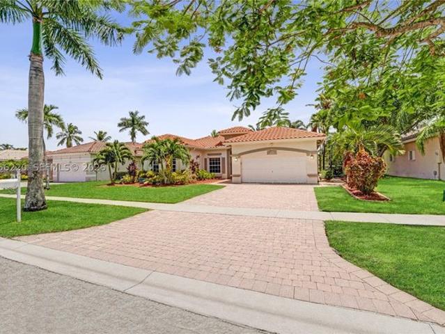 House for sale in Pembroke Pines, Florida