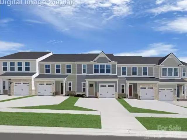 Condo for sale in Concord Condo for sale in Concord
