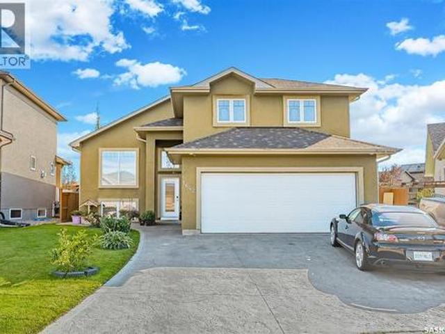 House for sale in Saskatoon, Saskatchewan