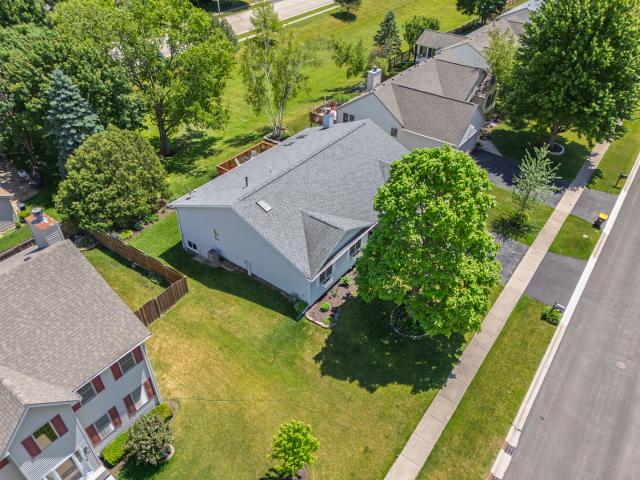 House for sale in Mchenry, Illinois