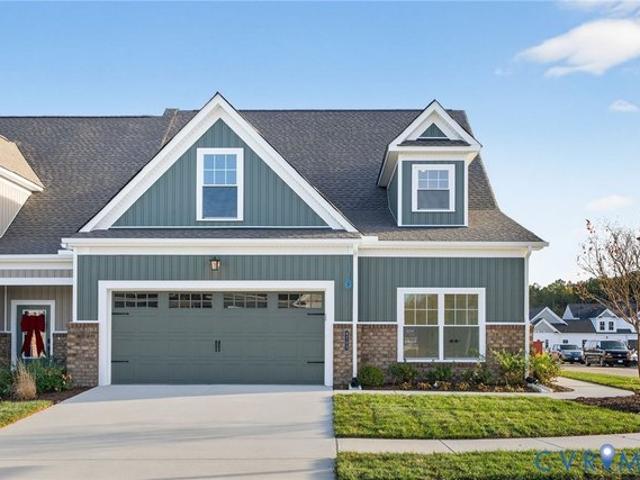 Townhouse for sale in Virginia