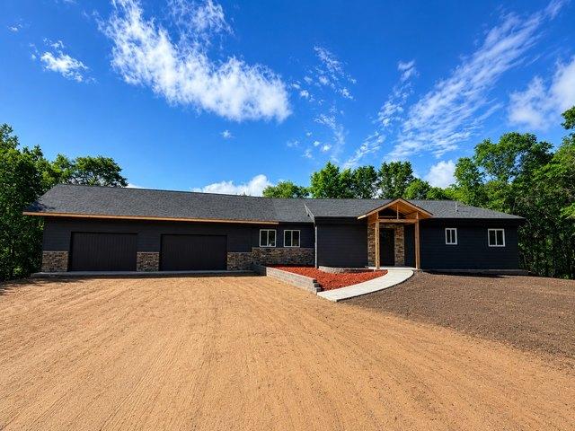 House for sale in Hubbard, Minnesota