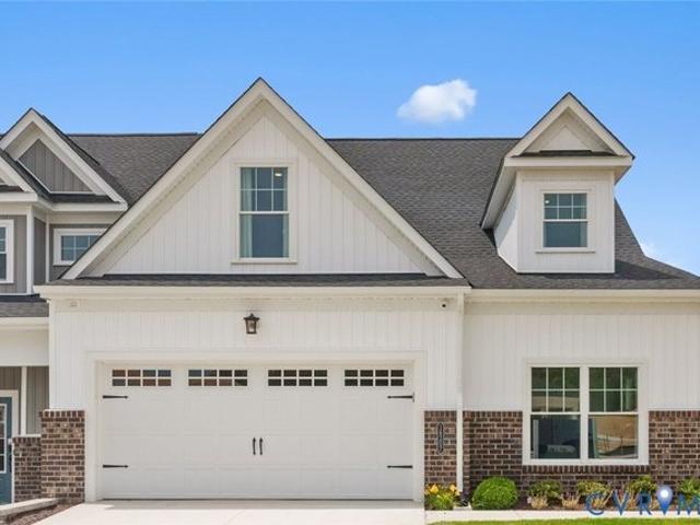 Townhouse for sale in Virginia