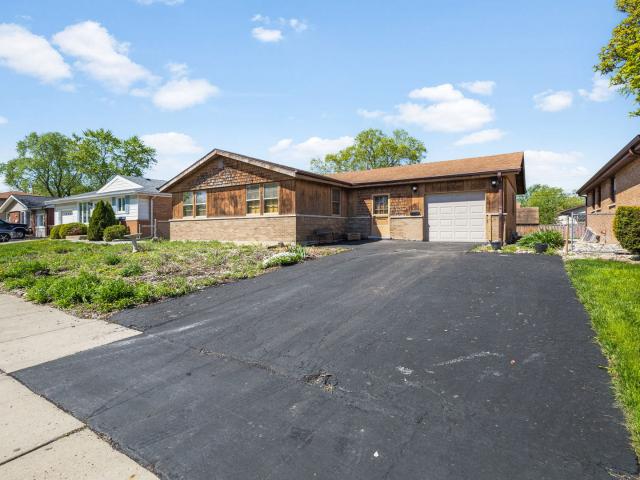 Property for sale in Oak Forest, Illinois